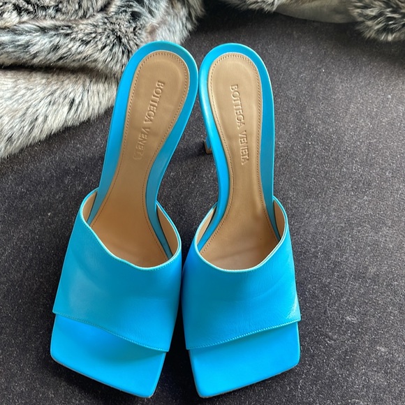 Bottega Veneta Stretch Mule - Picture 4 of 11